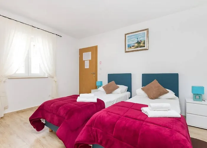 Peruzovic 2 بيت ضيافة 3*