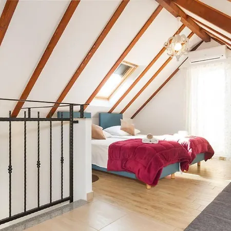 Pensionat Peruzovic 2 3*